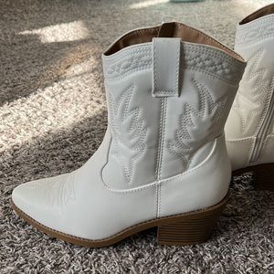 White Cowgirl boots